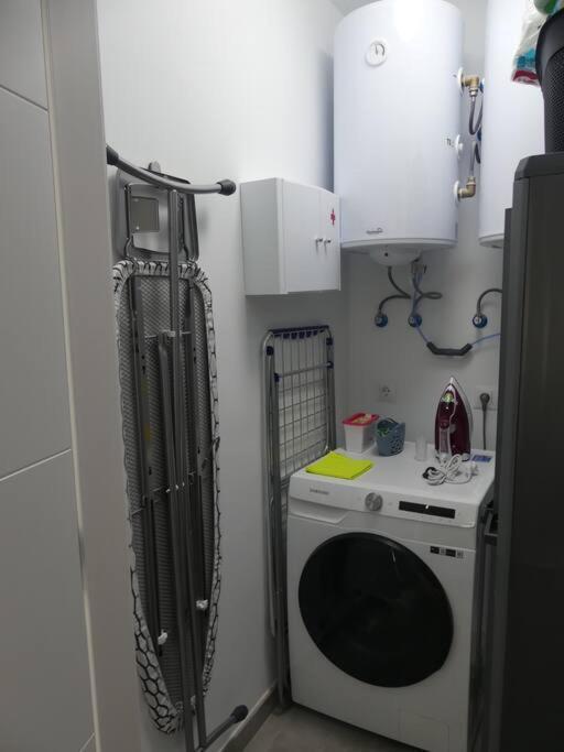 דירות לה לגונה 19 Piso Centrico, Nuevo Y Bien Equipado En La Trinidad מראה חיצוני תמונה